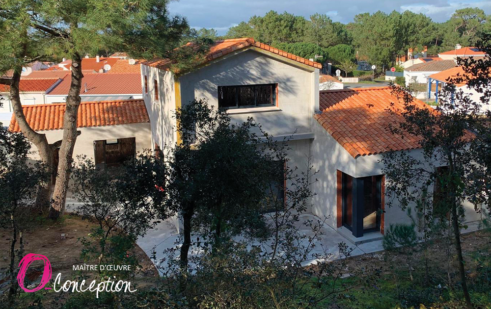 Maison neuve à étage typiquement vendéenne en bord de mer